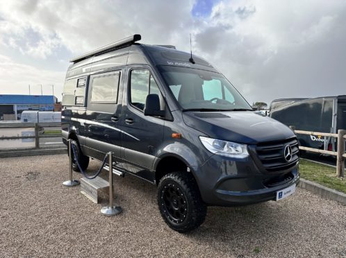 LA STRADA REGENT S 4X4